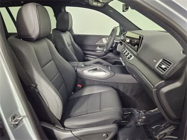 Thumbnail: 2025 Mercedes-Benz GLS - 49