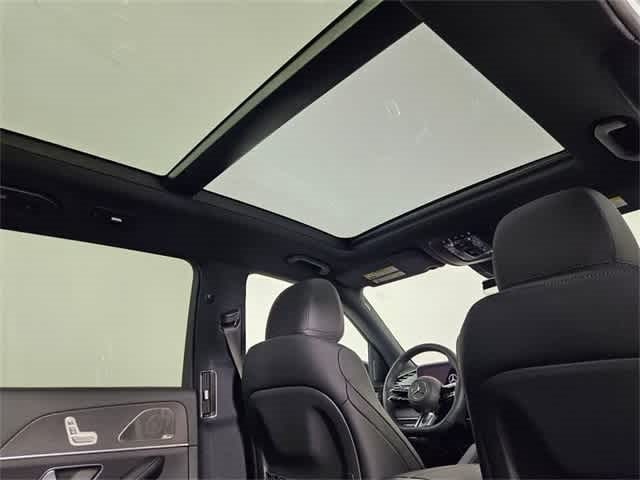 Thumbnail: 2025 Mercedes-Benz GLS - 47