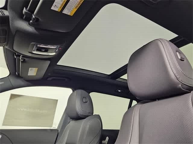 Thumbnail: 2025 Mercedes-Benz GLS - 42