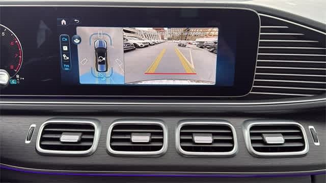 Thumbnail: 2025 Mercedes-Benz GLS - 27