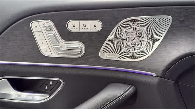 Thumbnail: 2025 Mercedes-Benz GLS - 24