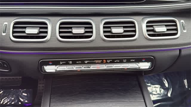 Thumbnail: 2025 Mercedes-Benz GLS - 28