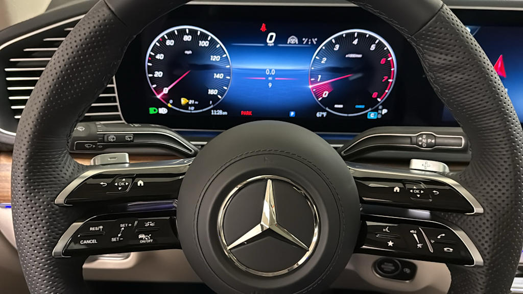 Thumbnail: 2026 Mercedes-Benz GLS - 18