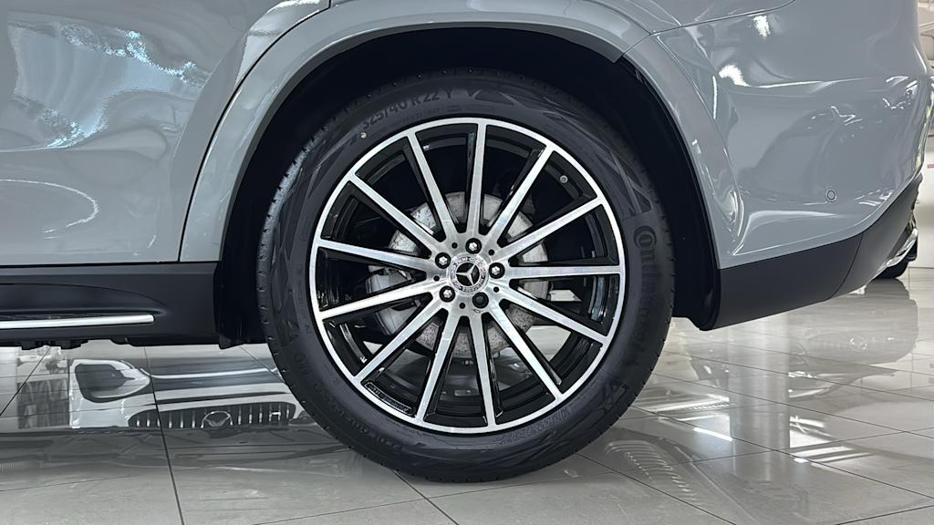 Thumbnail: 2026 Mercedes-Benz GLS - 8