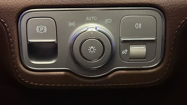 Thumbnail: 2024 Mercedes-Benz GLS - 24