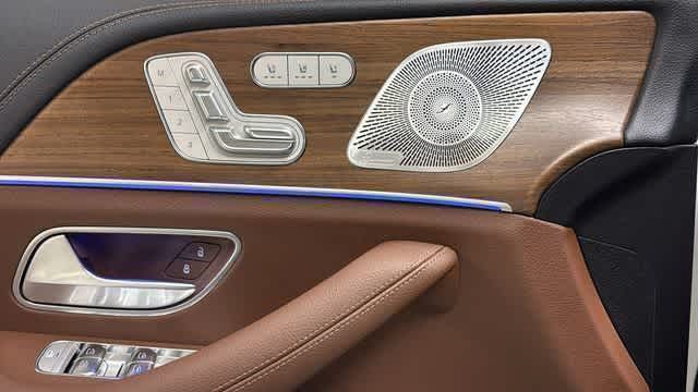 Thumbnail: 2024 Mercedes-Benz GLS - 23
