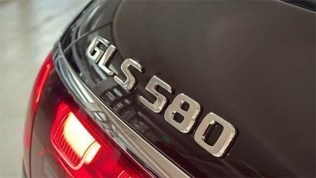 Thumbnail: 2024 Mercedes-Benz GLS - 19