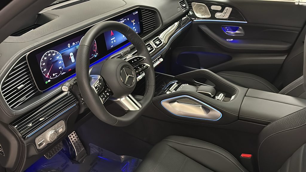 Thumbnail: 2026 Mercedes-Benz GLS - 14
