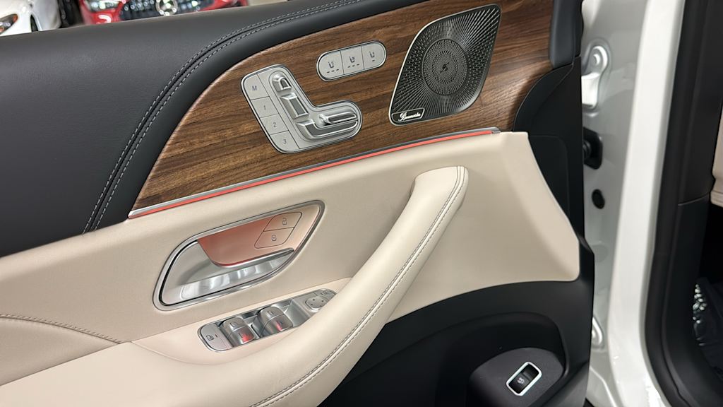 Thumbnail: 2026 Mercedes-Benz GLS - 25