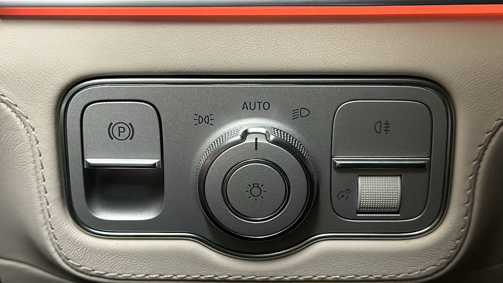 Thumbnail: 2026 Mercedes-Benz GLS - 27