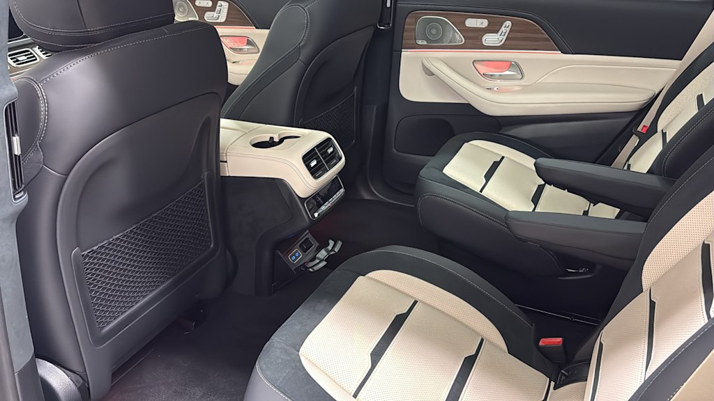 Thumbnail: 2026 Mercedes-Benz GLS - 35