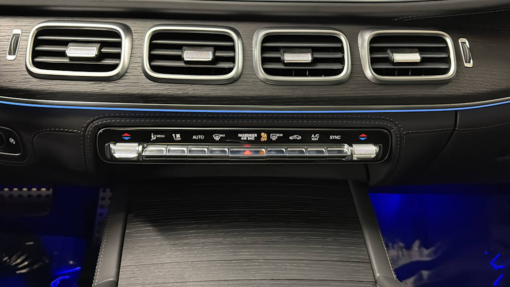 Thumbnail: 2026 Mercedes-Benz GLS - 28