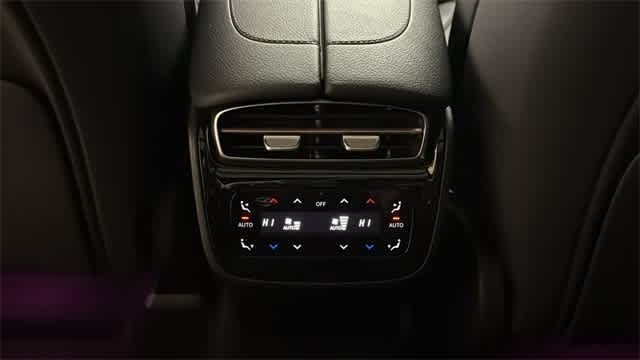 Thumbnail: 2025 Mercedes-Benz EQE - 31