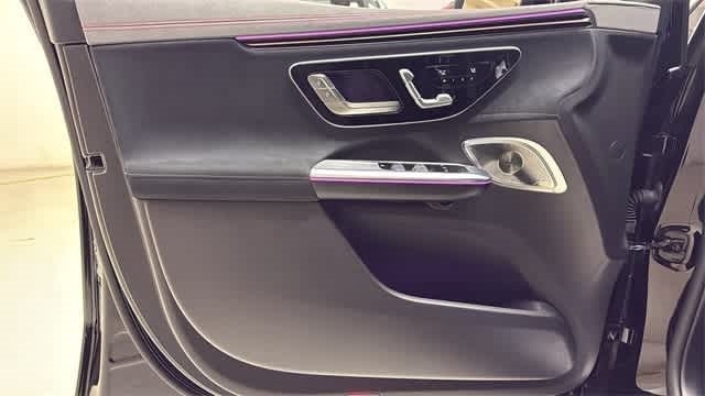 Thumbnail: 2025 Mercedes-Benz EQE - 22