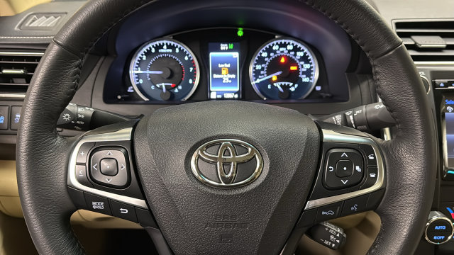 Thumbnail: 2017 Toyota Camry - 27