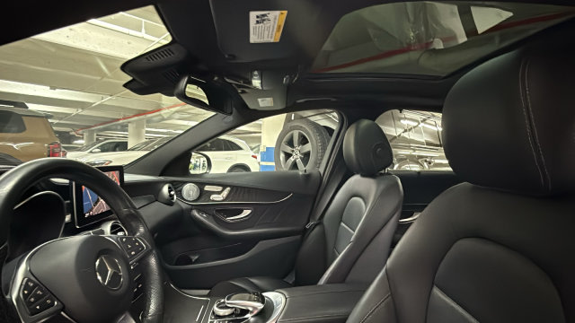 Thumbnail: 2015 Mercedes-Benz C-Class - 8