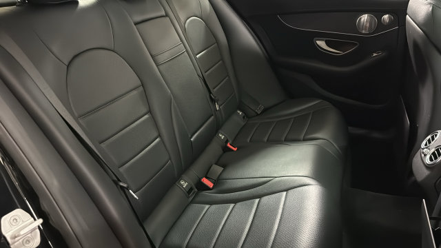 Thumbnail: 2015 Mercedes-Benz C-Class - 35