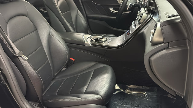 Thumbnail: 2015 Mercedes-Benz C-Class - 36