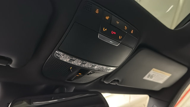 Thumbnail: 2015 Mercedes-Benz C-Class - 30
