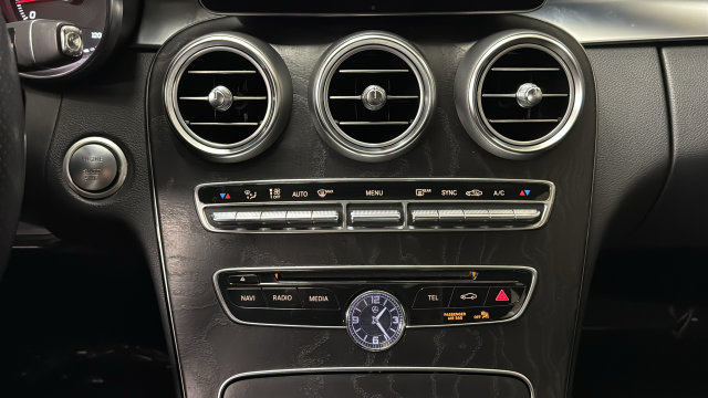 Thumbnail: 2015 Mercedes-Benz C-Class - 28