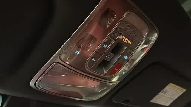 Thumbnail: 2025 Genesis GV70 - 28