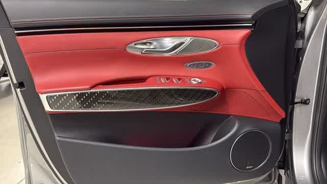 Thumbnail: 2025 Genesis GV70 - 21