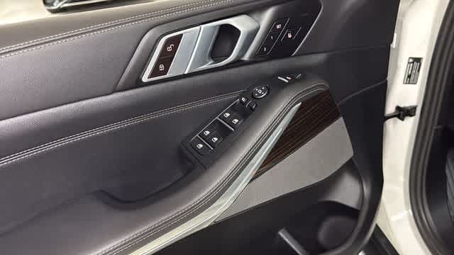 Thumbnail: 2024 BMW X5 - 24