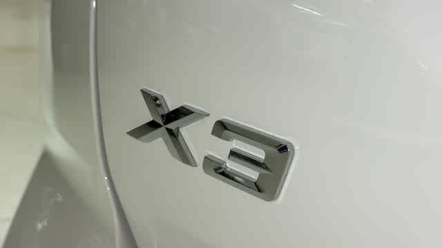 Thumbnail: 2023 BMW X3 - 20