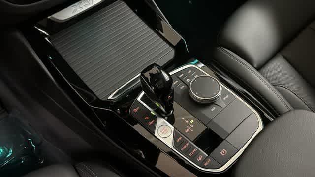 Thumbnail: 2023 BMW X3 - 15