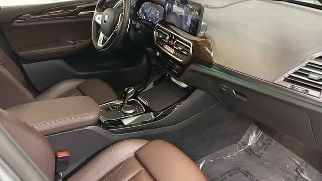 Thumbnail: 2023 BMW X3 - 14