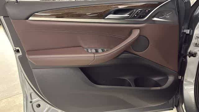 Thumbnail: 2023 BMW X3 - 23