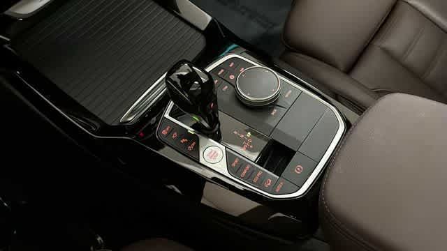 Thumbnail: 2023 BMW X3 - 16