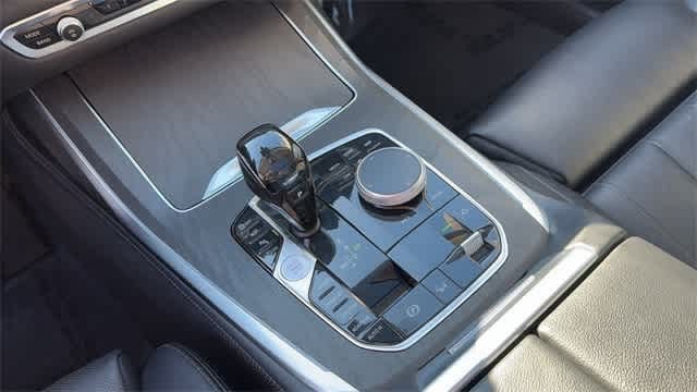 Thumbnail: 2020 BMW X7 - 14