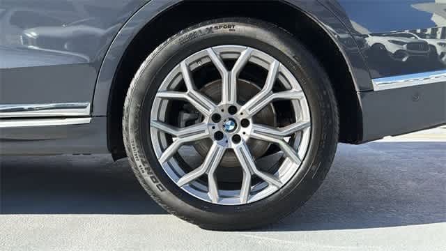 Thumbnail: 2020 BMW X7 - 8