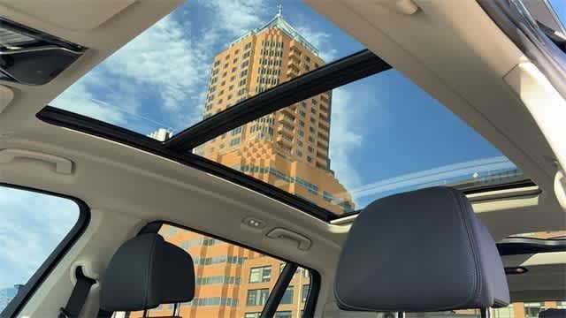 Thumbnail: 2020 BMW X7 - 28