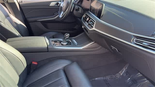 Thumbnail: 2020 BMW X7 - 36