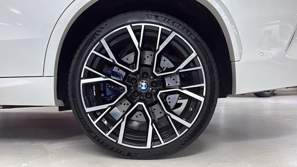 Thumbnail: 2024 BMW X5 - 8