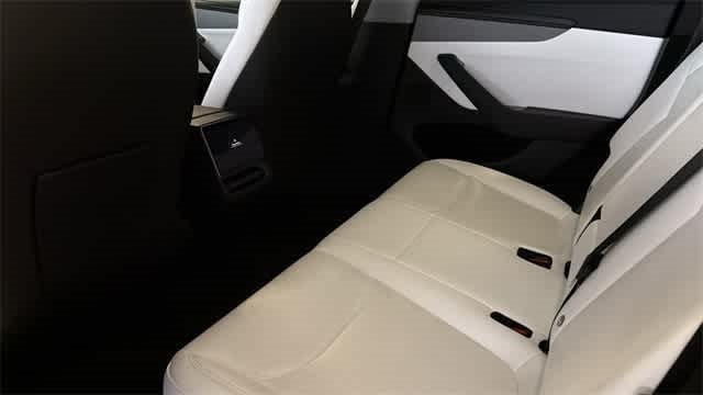 Thumbnail: 2026 Tesla Model Y - 11