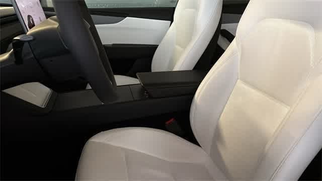 Thumbnail: 2026 Tesla Model Y - 23