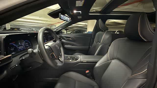 Thumbnail: 2025 Toyota Crown Signia - 9