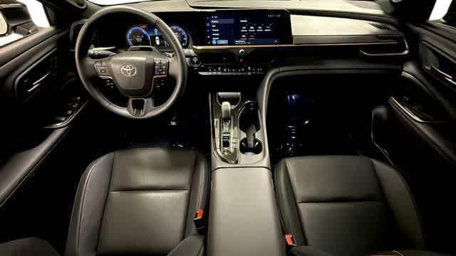 Thumbnail: 2025 Toyota Crown Signia - 2
