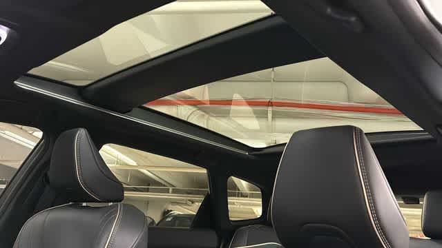 Thumbnail: 2025 Toyota Crown Signia - 31