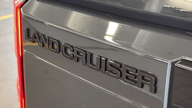 Thumbnail: 2027 Toyota Land Cruiser - 21