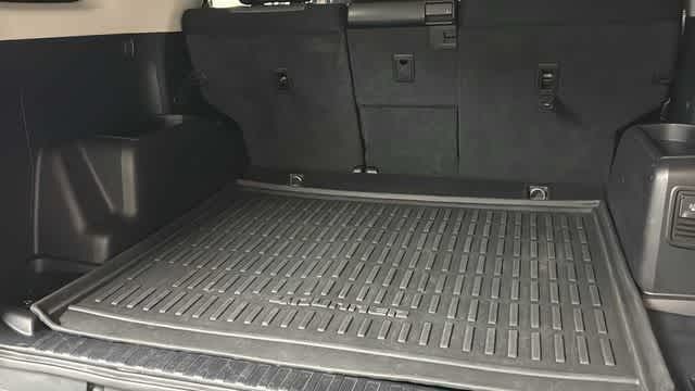 Thumbnail: 2018 Toyota 4Runner - 31