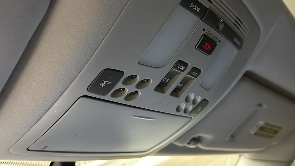 Thumbnail: 2011 Lexus IS - 28