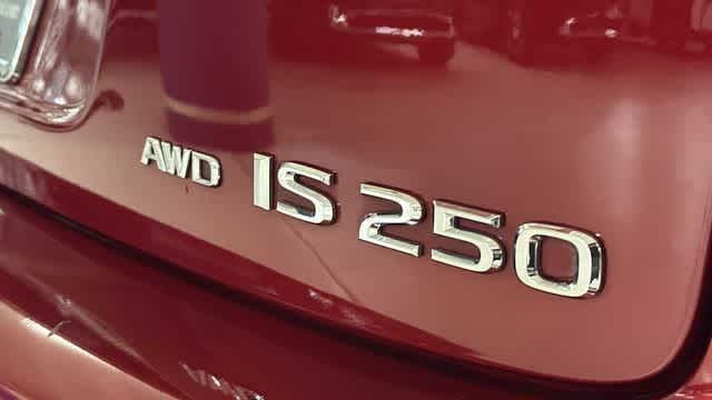 Thumbnail: 2011 Lexus IS - 21