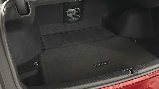 Thumbnail: 2011 Lexus IS - 33