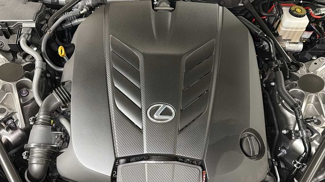Thumbnail: 2024 Lexus ES - 9