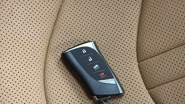 Thumbnail: 2024 Lexus ES - 20