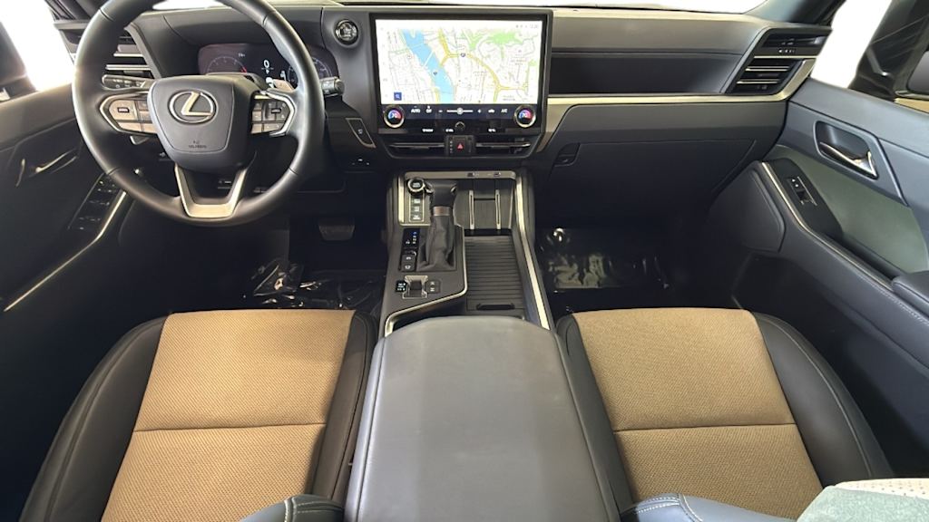 Thumbnail: 2025 Lexus ES - 2
